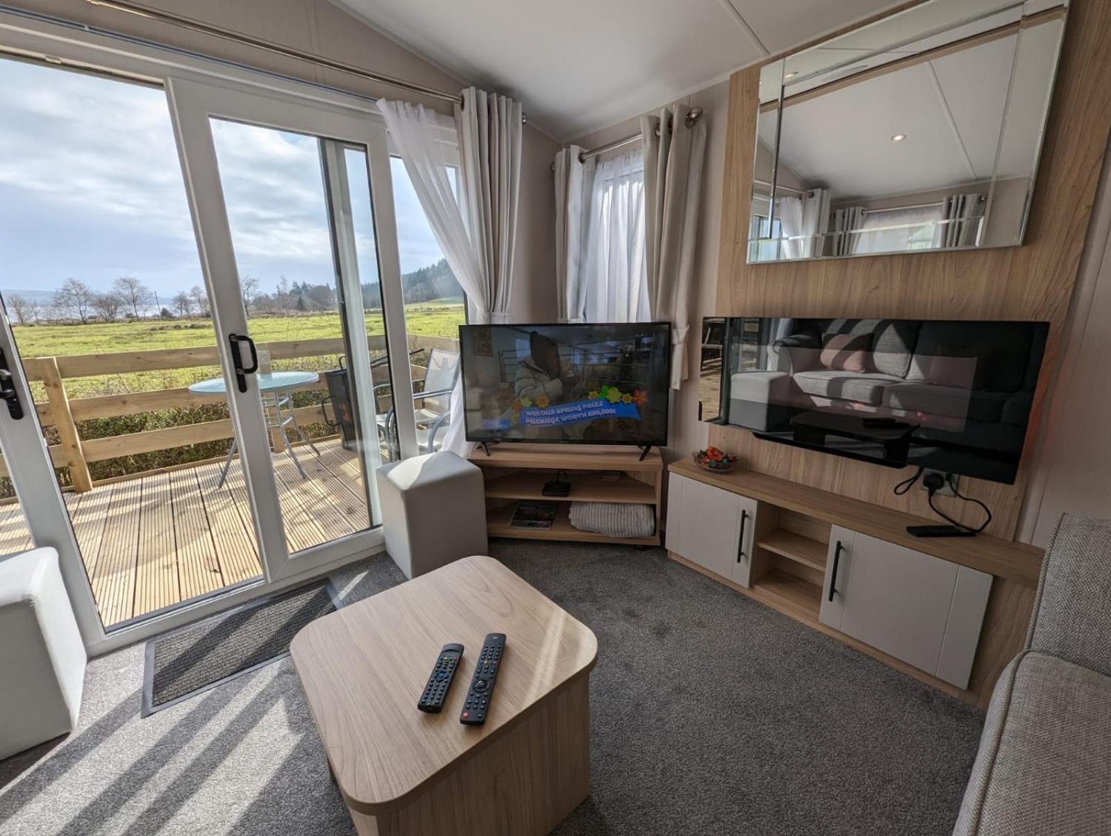 The Manor Sea View 8